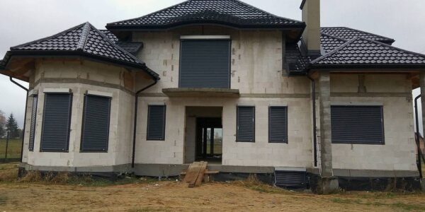 DopasujRolety.pl – rolety i bramy na wymiar