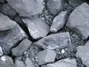 Fornir kamienny &ndash; nowoczesna alternatywa dla tradycyjnych płytek kamiennych