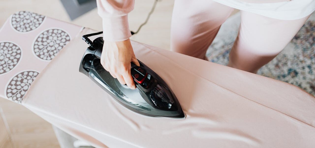 Deska do prasowania – zadbaj o swoją garderobę!