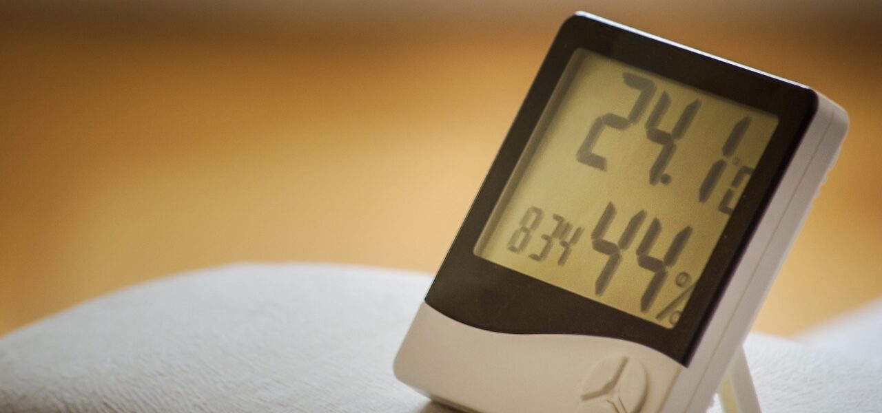 Jak zadbać o optymalną wilgotność w domu?