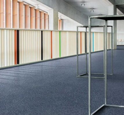 Wybór wykładzin PCV – praktyczne rozwiązanie dla każdej przestrzeni