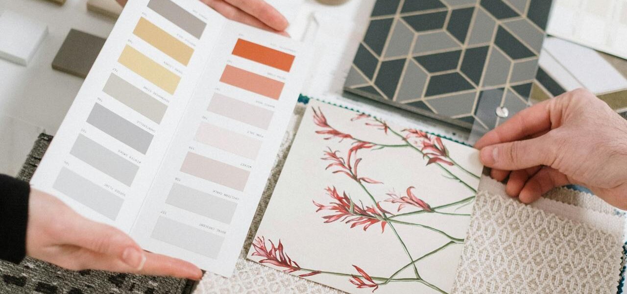 Płytki dywanowe – czym są i kiedy warto się na nie zdecydować?